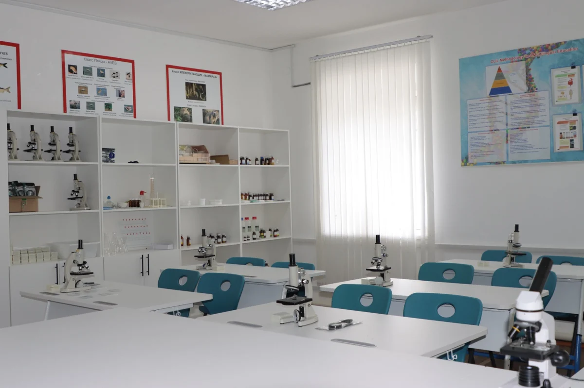 M. Utemisov West Kazakhstan University 6